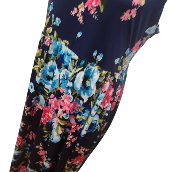 Bellamie Long Floral Sleeveless Maxi Dress Size Large - Picture 4 of 7